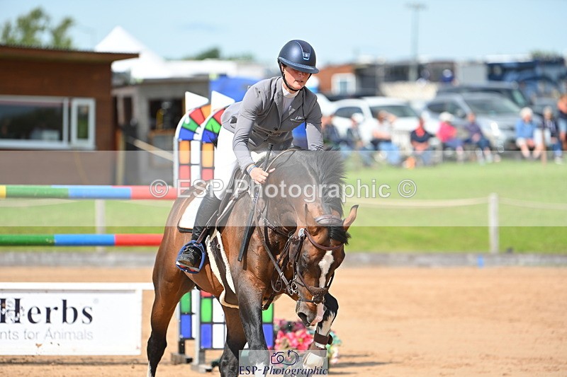 230721A-160241-07581 - Cls 10, 2 Star Big 1.45m Start to break