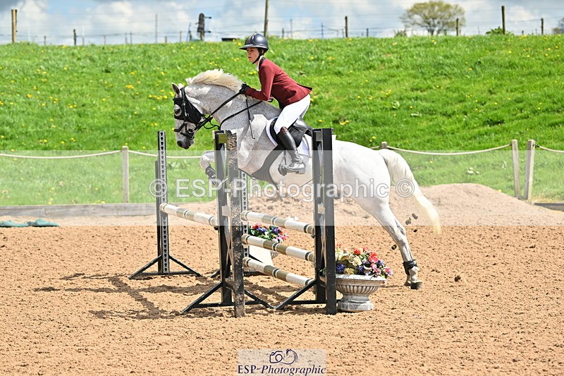 240504A-115354-01337 - Cls 3 Pony Discovery & 90cm Open