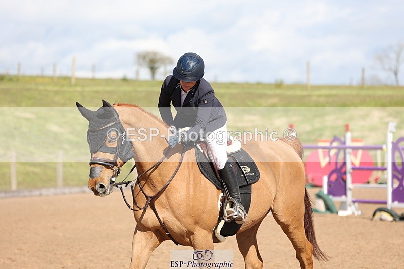 240419A-160732-09167 - Cls 10, 2 Star Big Tour 145cm  15.45 to 16.35 break