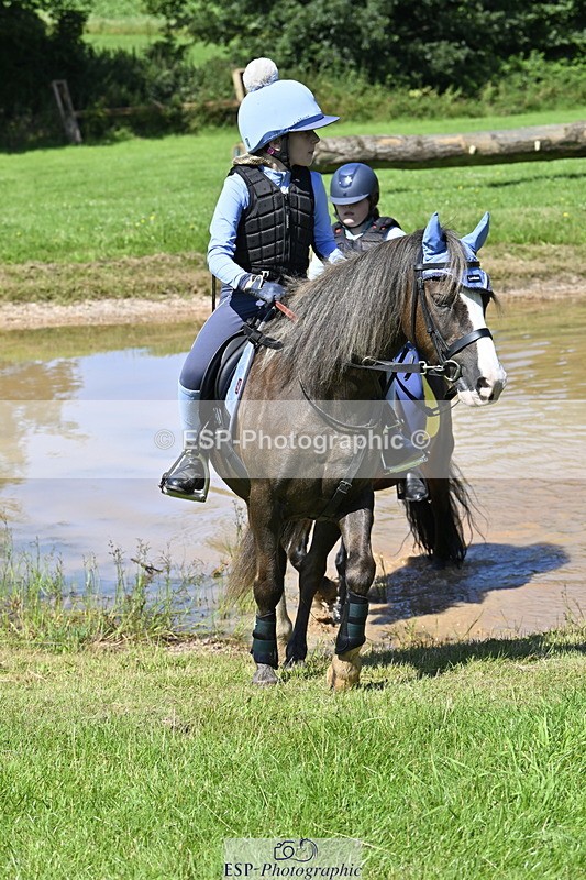 240728B-111823-00832 - Theo's Group XC