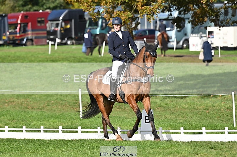 251024A-121449-09910 - G-570-Samantha.Garness