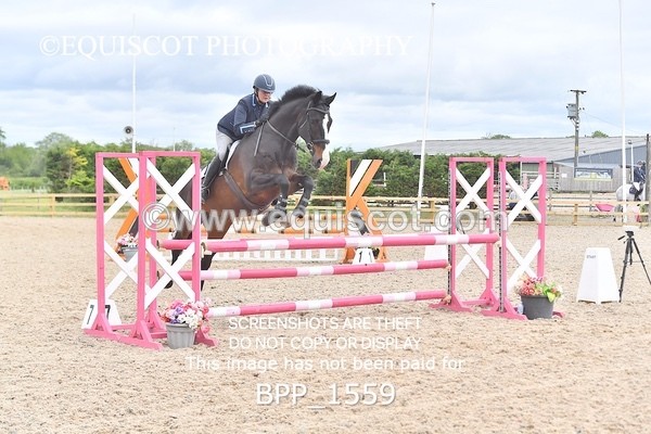 BPP_1559 - FRI CLASS 2 Senior BritiNovice/ 90cm Open