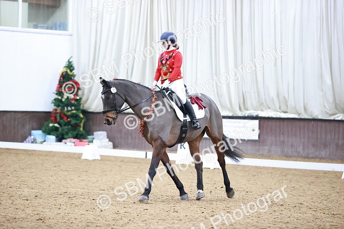 SBM_001799 - Class 9 - Novice 4