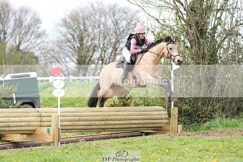 250419-153237-12983 - 619-Fiona.Lewis-BALLYANNY.BUTTONS