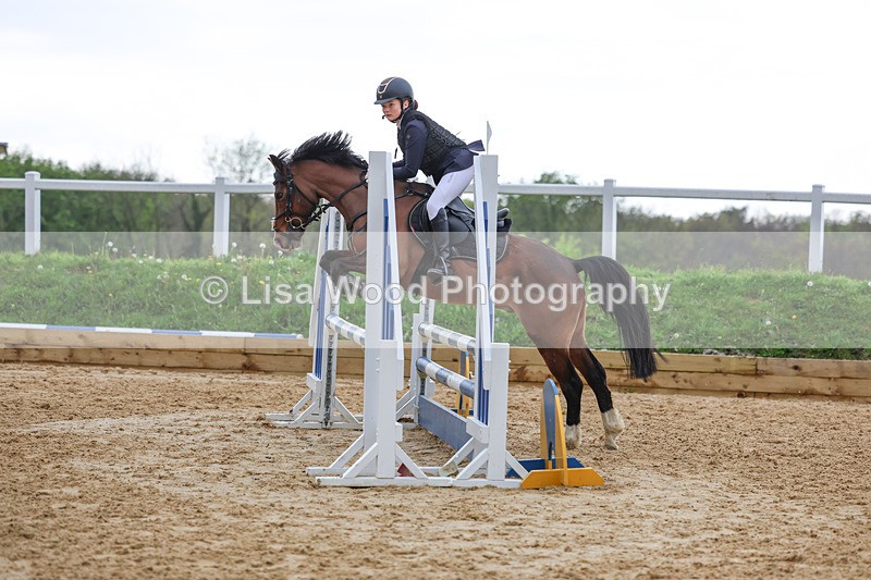 3E7A4975 - Class 12: Pony British Novice/80cm open
