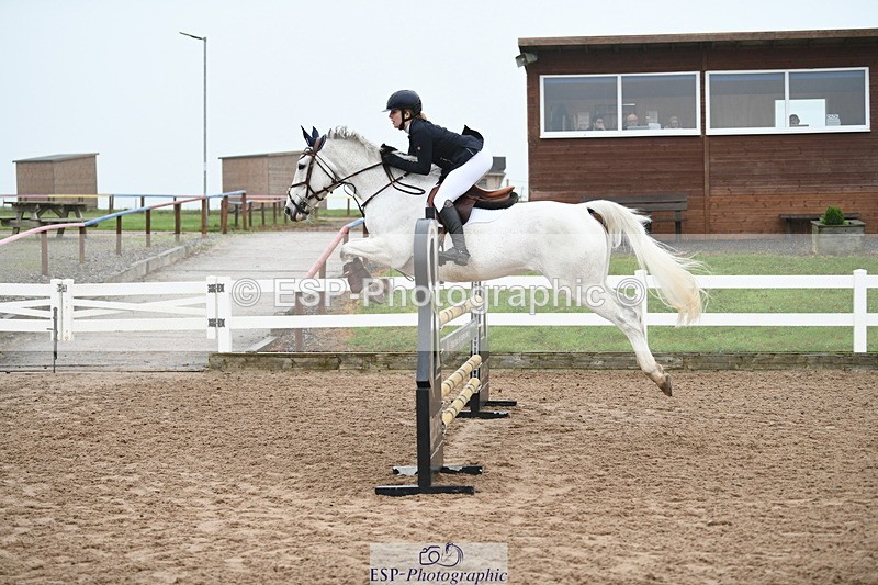 241103A-104523-07566 - SUN Cls 21 Snr Newcomers and 1.10m Open