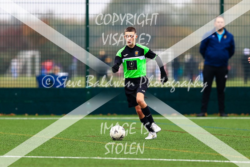 1DX30308 - 2025-10-12 FC Abbey Meads U14 Orange V Kingsdown Lions U14