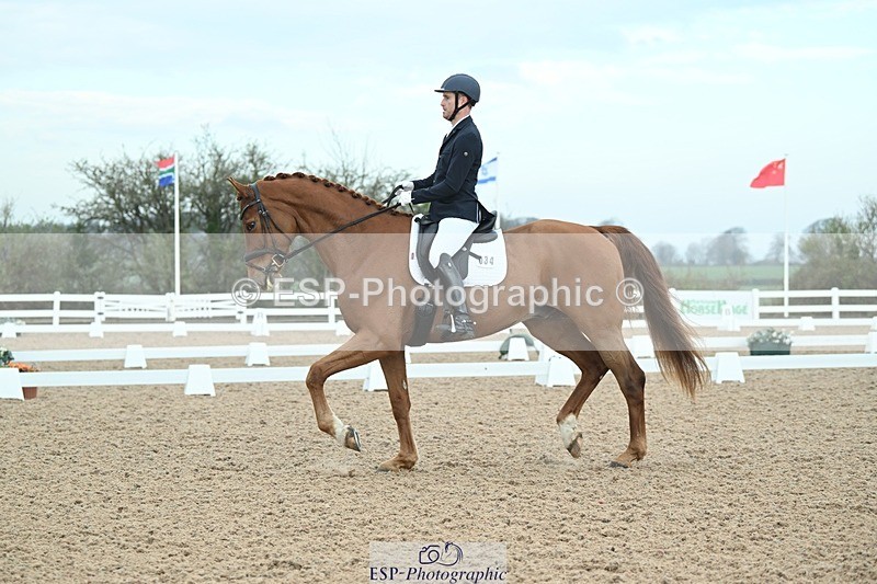 250403-085257-00449 - 034-Alejandro.Farina-Davian.Hit