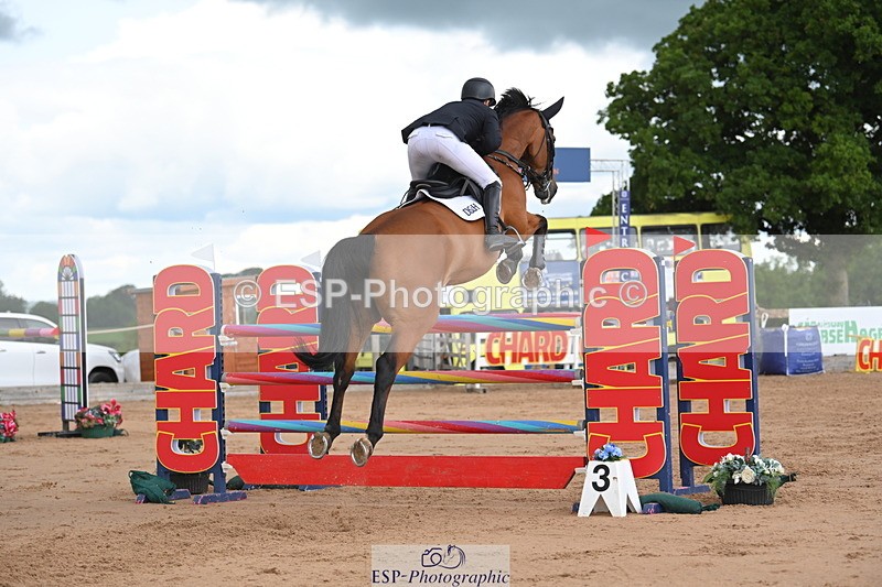 230721A-111659-05605 - Cls 6, 2 Star Medium 1.35m