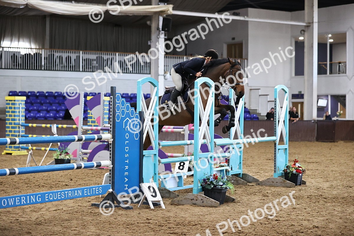 SBM_001827 - Class 4 - Senior Newcomers - 1.10m Open