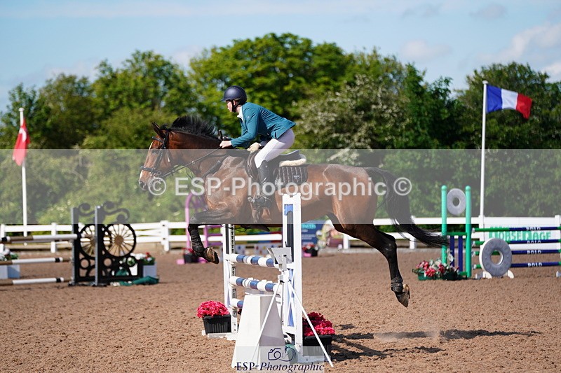 240525A-090212-04969 - Cls 13 Snr 1.05m and 1.10m