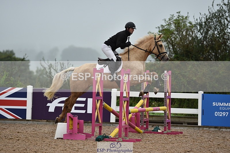 220829A-160440-00143 - 70cm Classes 3a 3b & 4