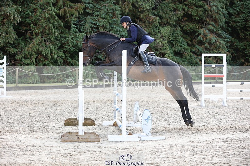 250829A-122540-01642 - Cls 7 British Novice and 90cm