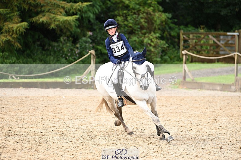 240824X-105524-25001 - 70cm Round 2 10.30 to 12.10