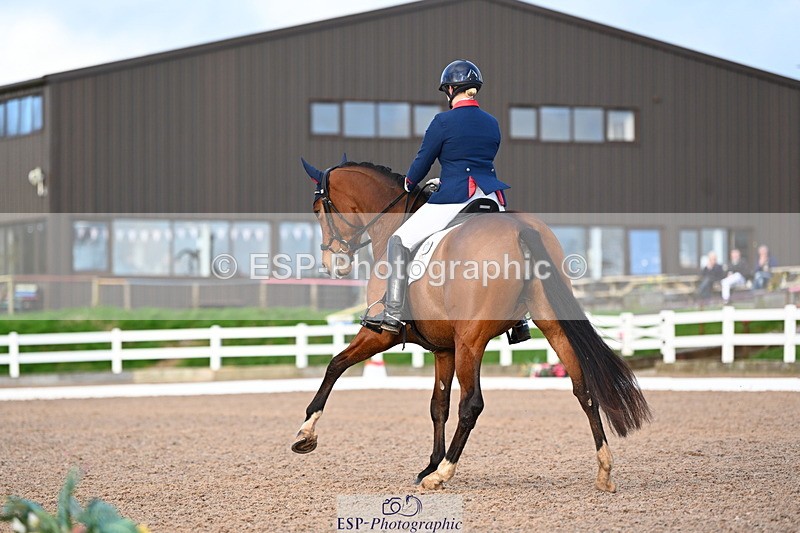 240218A-160128-09300 - 209-Charlotte.Dicker-Catherston.Tarantella