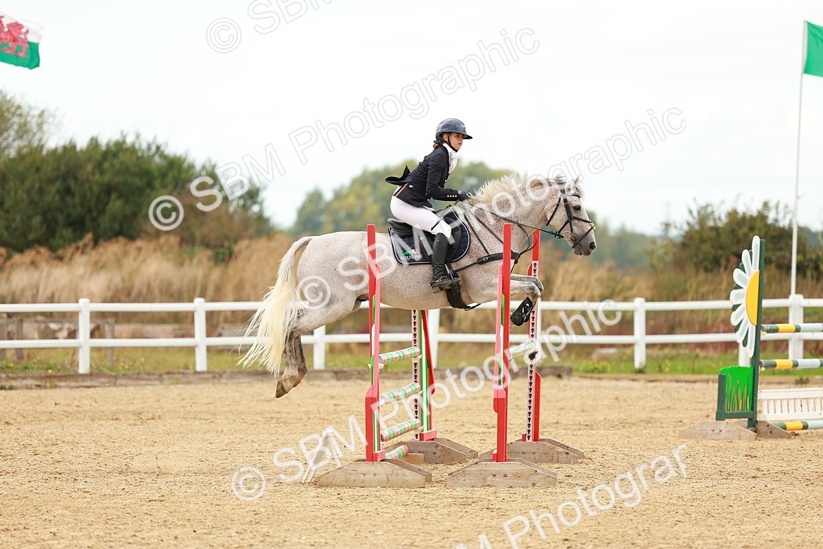 SBM_001535 - Class 4 - Senior Newcomers - 1.10m