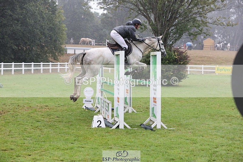 250830A-133844-06740 - Cls 16 Snr Newcomers and 1.10m Open