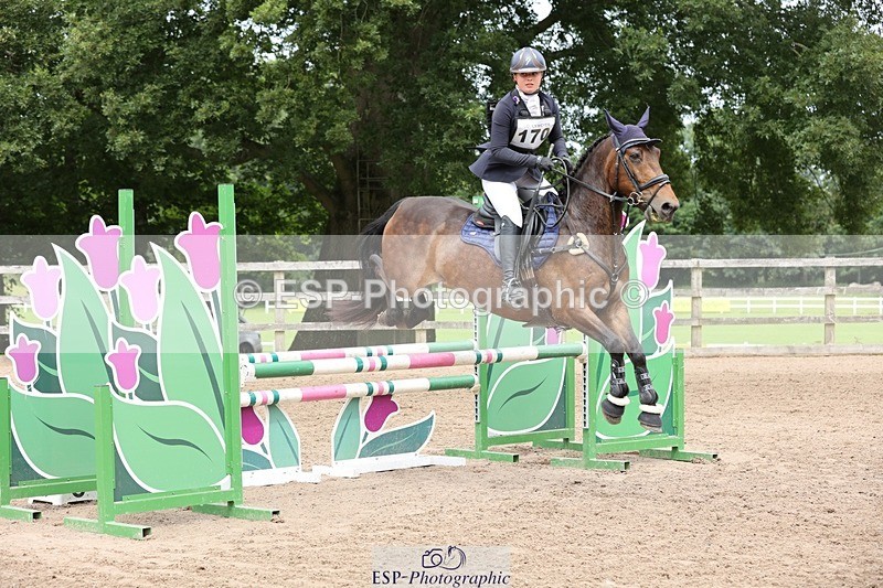 240803-133129-05580 - 170-Lolly_Meyer-LACKAGHMORE_VANDANGO