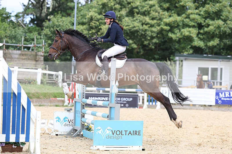 3E7A5134 - Class 4: Senior British Novice/90cm open