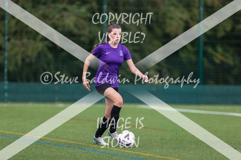1DX30450 - 2025-09-13 FC Abbey Meads U17 Girls Purple V Cumnors U17 Girls