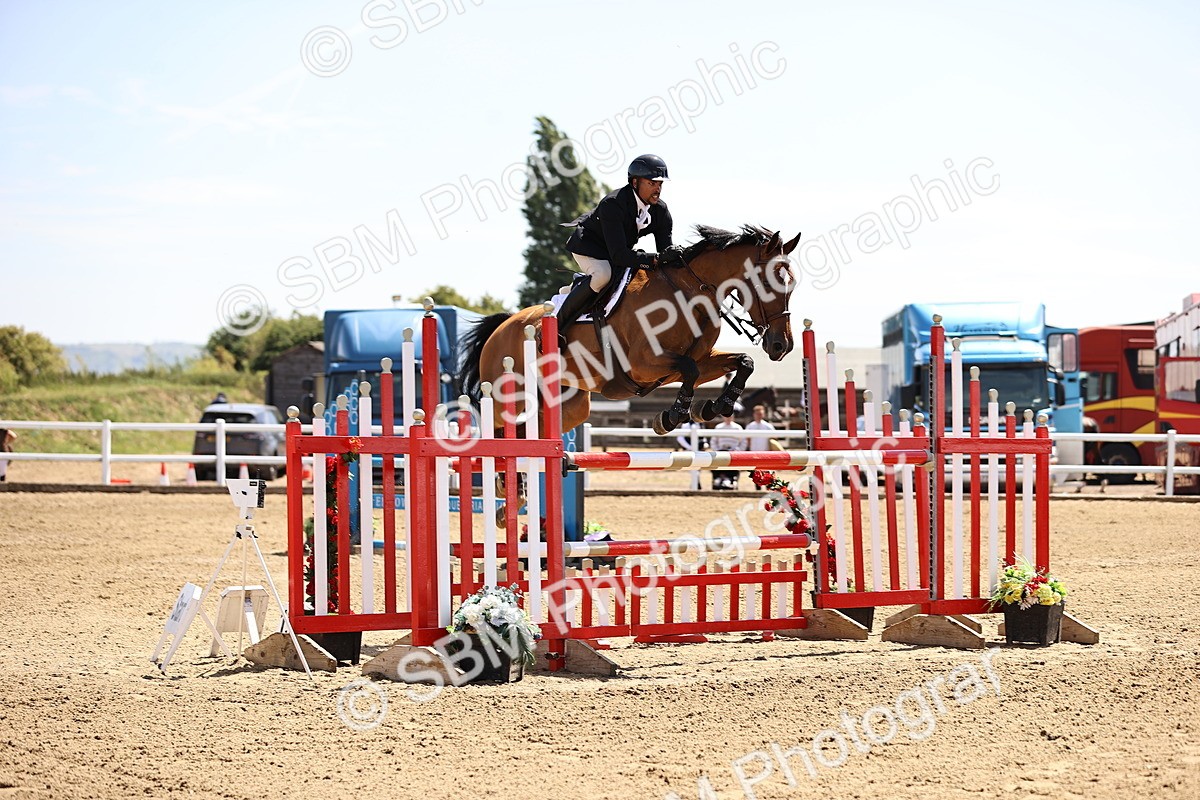 SBM_010091 - Class 9 - Senior Foxhunter - 1.20m Open