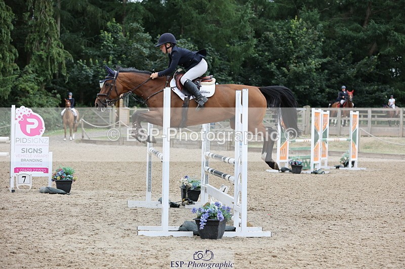 250705A-165718-16263 - Cls 37 1.05m Amateur Quali