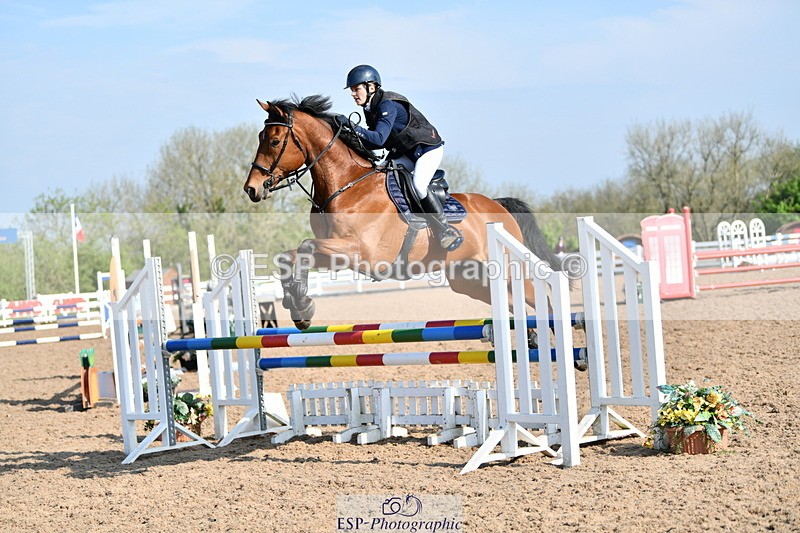 240512A-090158-17063 - Cls 39 British Novice and 90cm Open