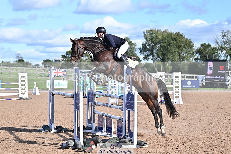 260923B-152822-01011 - Cls 06 Snr Fox & 1.20m Open