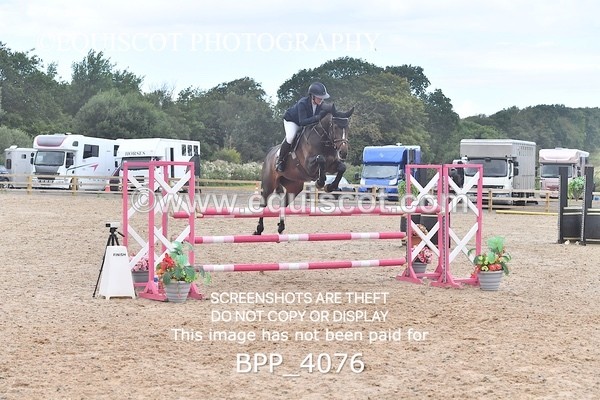 BPP_4076 - CLASS 8 Senior Newcomers/ 1.10m Open