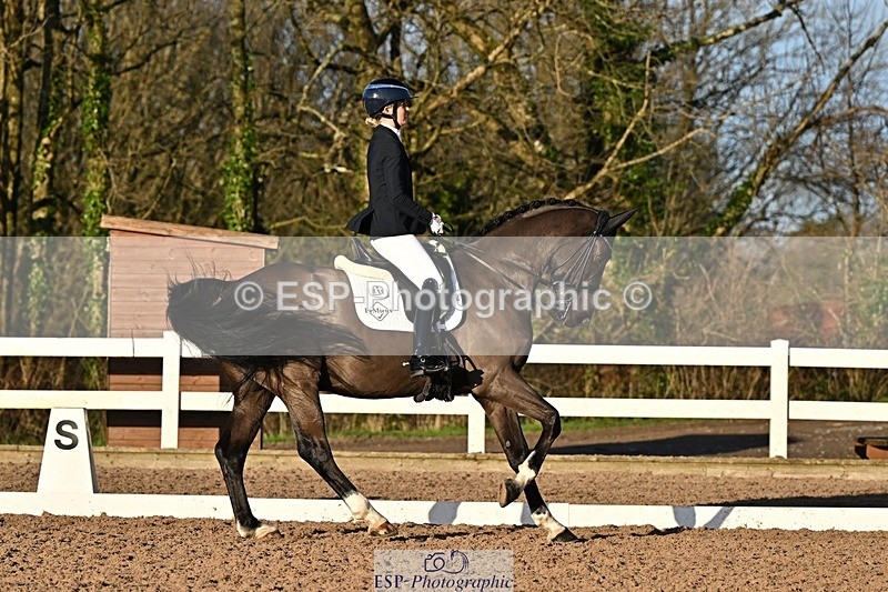 241214-142951-02856 - 139-Holly.Kerslake-Platinum.Cabachon