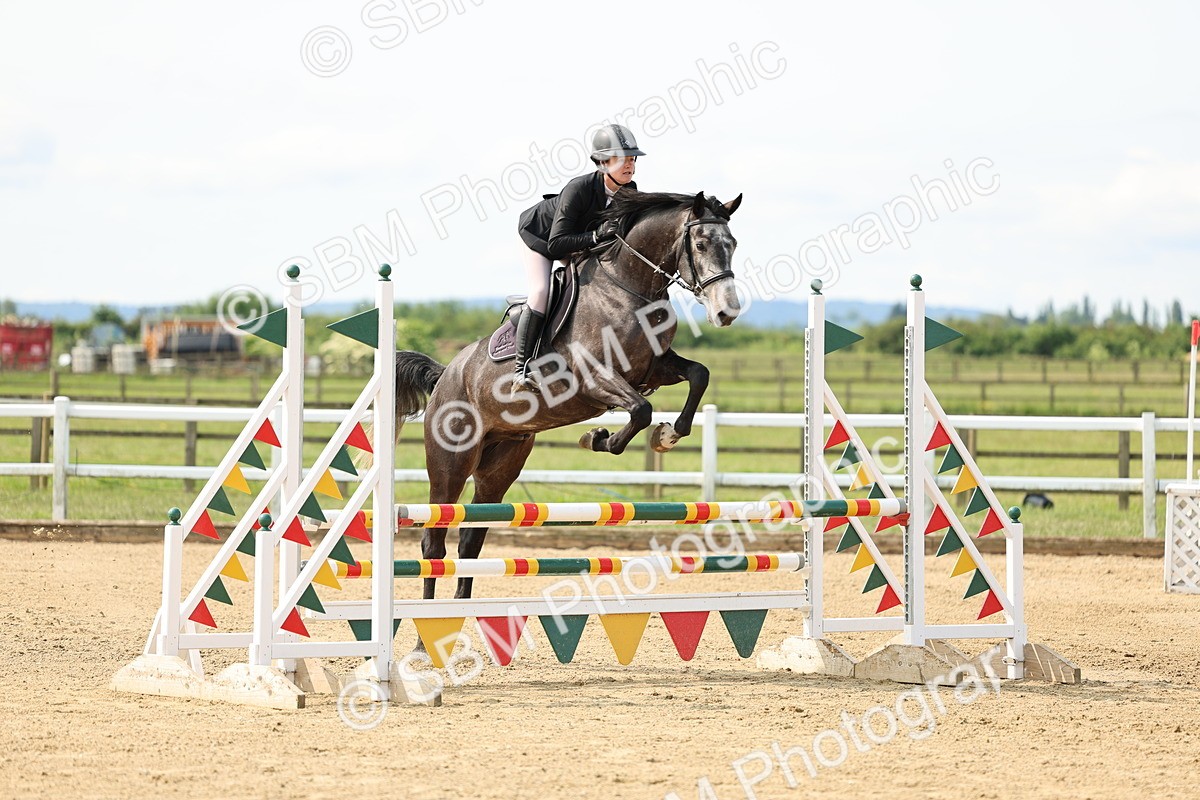 SBM_004209 - Class 16 - Senior British Novice - 90cm