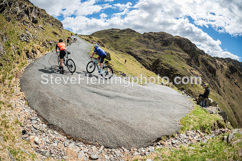 124123 - Hardknott Hairpin 12.00 - 13.00