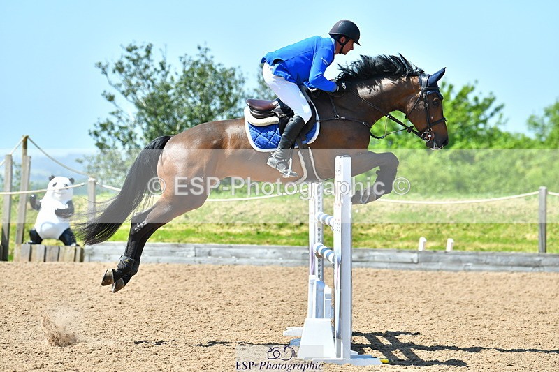 230527A-122807-04418 - Cls 15 Foxhunter