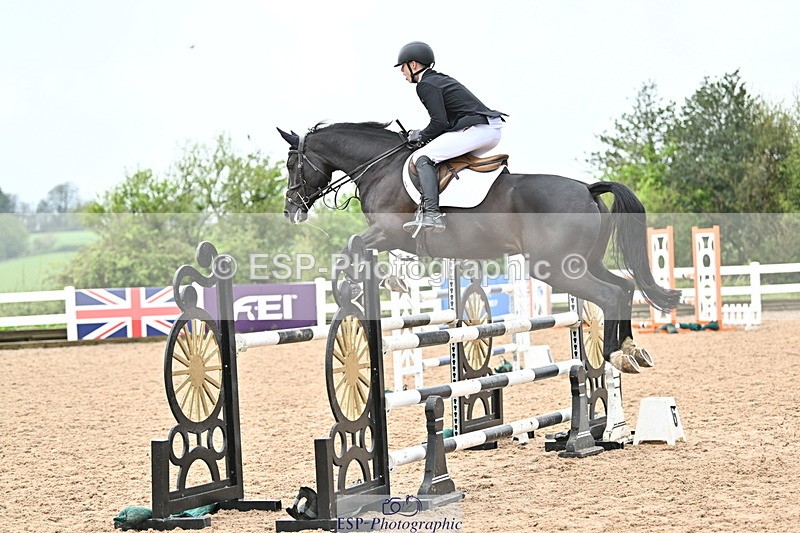 240501A-121659-00577 - Cls 7 Snr Newcomers and 1.10m Open