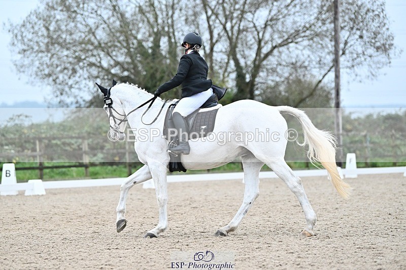 241103-154716-03227 - Novice 1 - 14.44 to 16.08