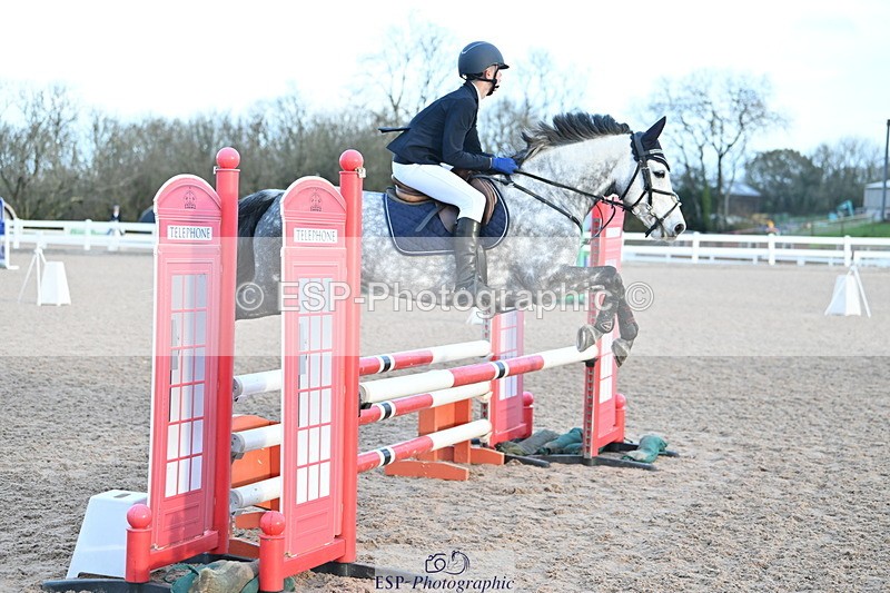 231119A-084105-04184 - Sun Cls 2 British Novice & 80cm Open