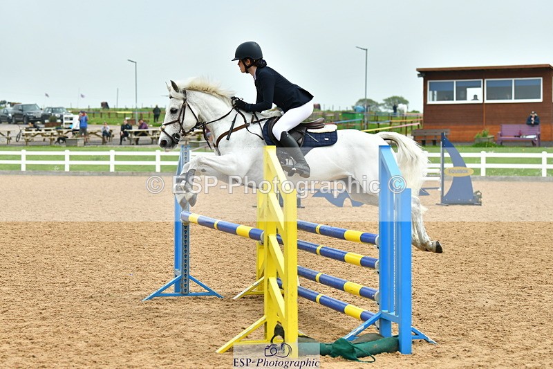 230514A-121532-02536 - Cls 24 Pony Newcomers & 1m Open