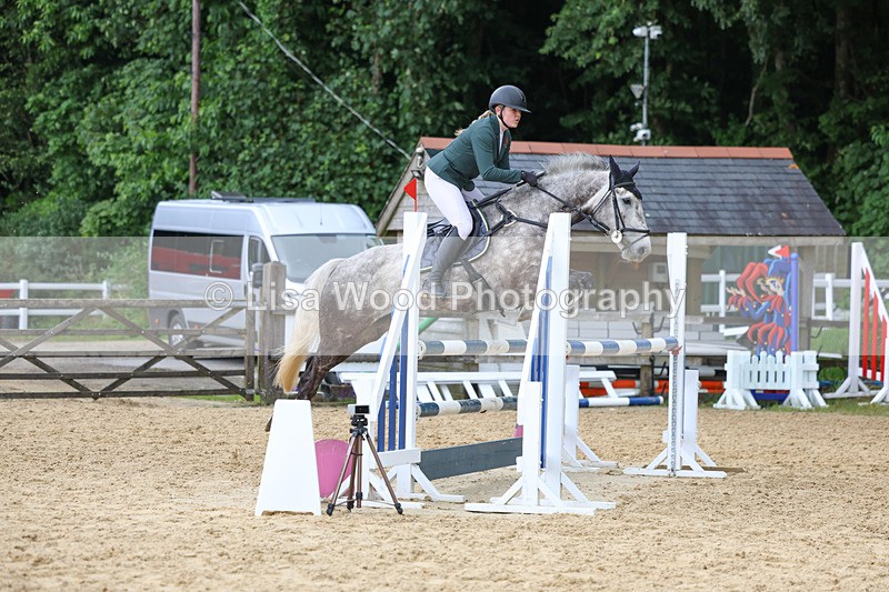 3E7A4208 - Class 7: Senior Newcomers/1.10m open