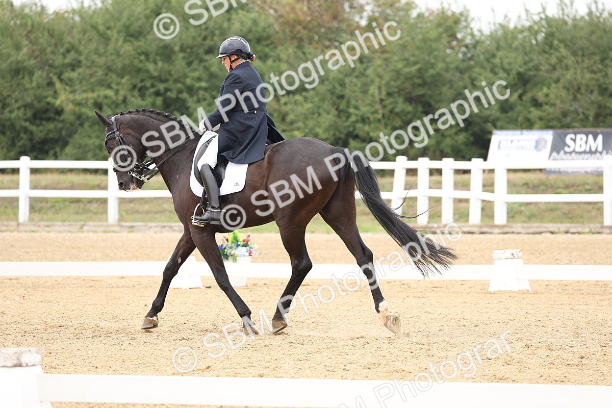 SBM_008108 - Class 10 - FEI INT I - 16.10-16.50