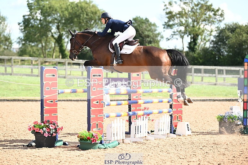 240913A-131818-04521 - Cls 15 Snr Foxhunter