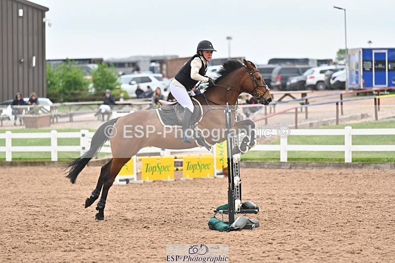 260508-092412-04448 - Cls 17 British Novice and 90cm Open