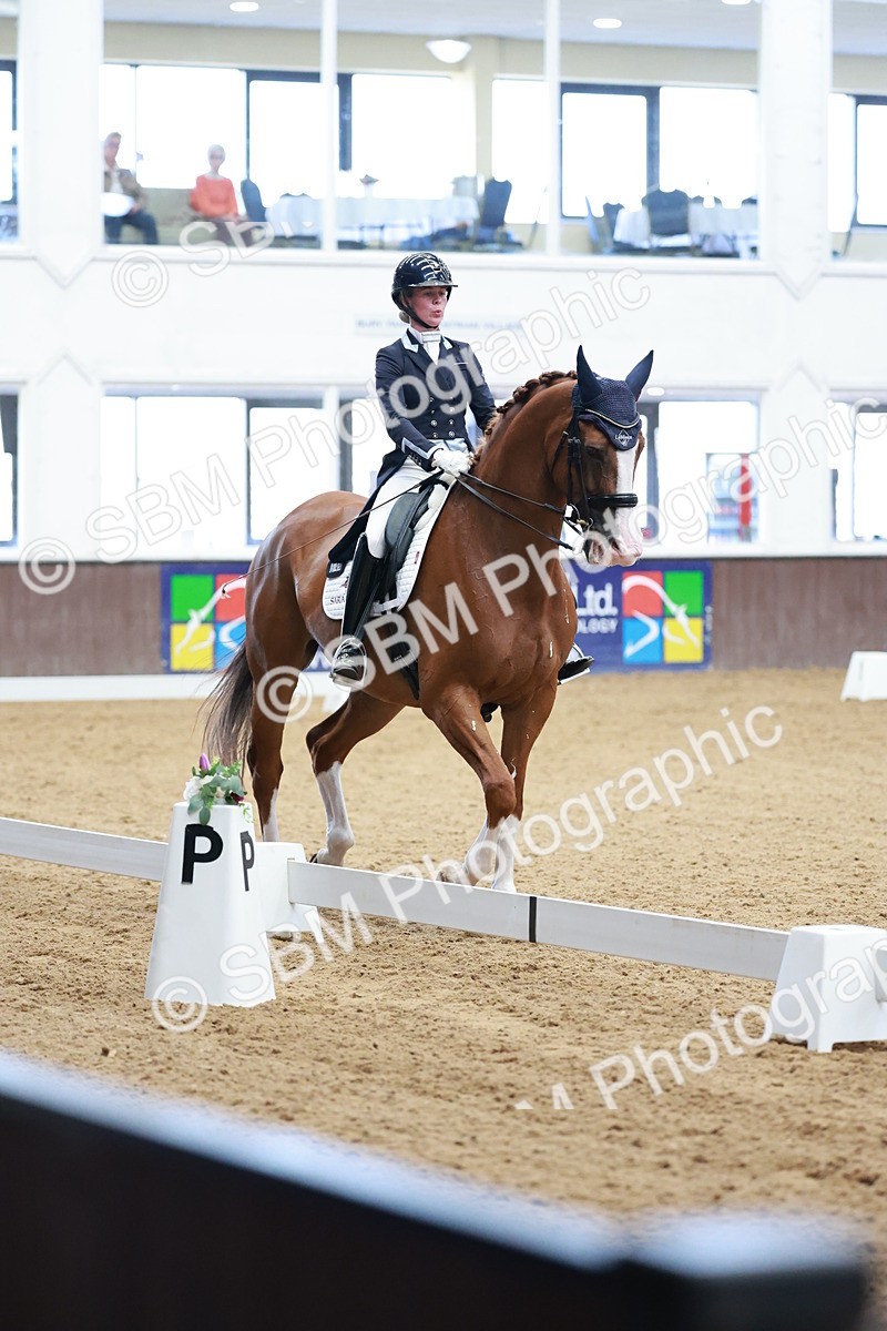 SBM_016018 - Class 5 - FEI INT II - 15.48-17.00