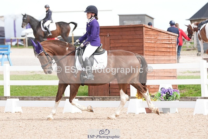 250906-132130-03602 - 017-Natalie.RosewarnePenpont.Fancy.That