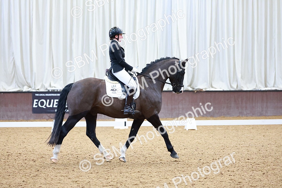 SBM_001253 - Class 18-15-16-22 - Elementary 5 Novice 5-Novice 6