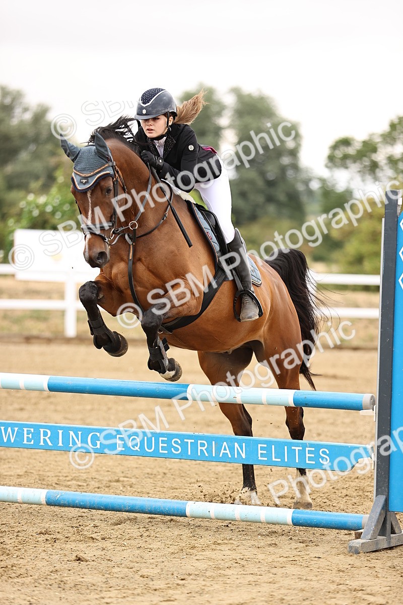 SBM_024454 - Class 8 - Clear Round