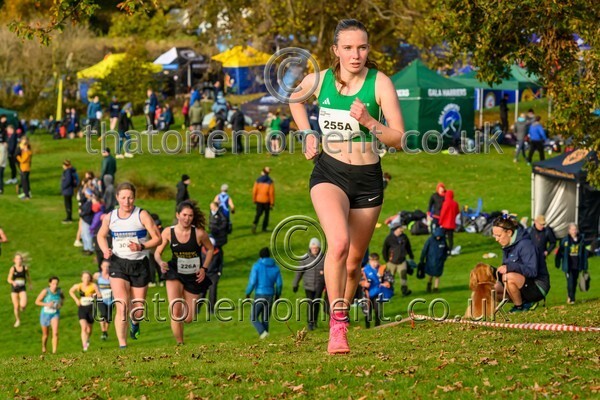 NatRel25-915021 - Senior Female Set One