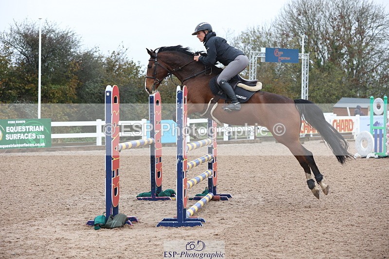 231112A-132423-04441 - Cls 20 Newcomers & 1.10m Open