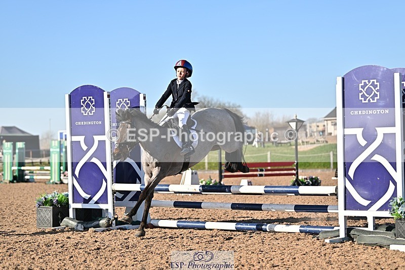 250401-172657-00420 - 70cm classes