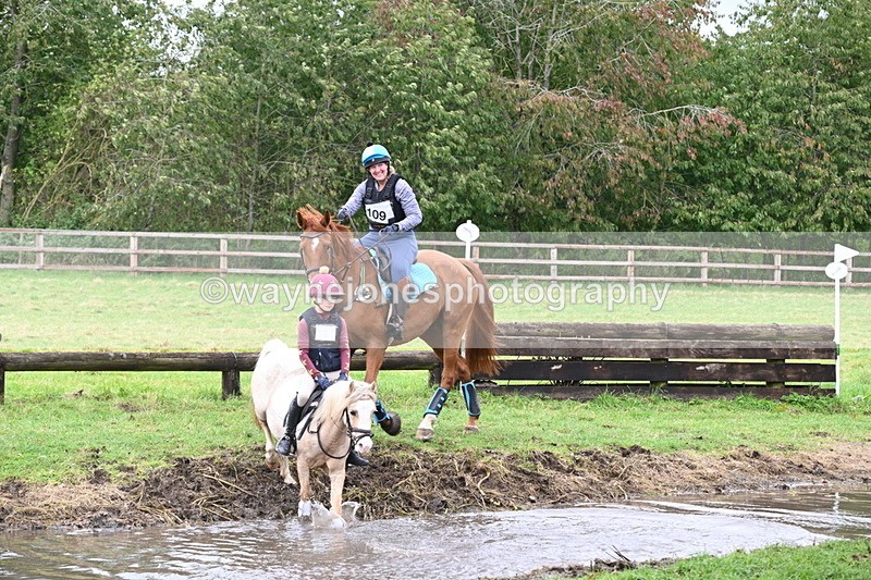 WJ6_5254 - Time at Photographer 12:17 to 12:30