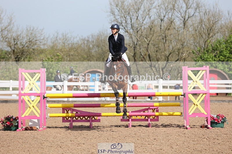 240510A-101352-05631 - Cls 14 Discovery and 1m Open